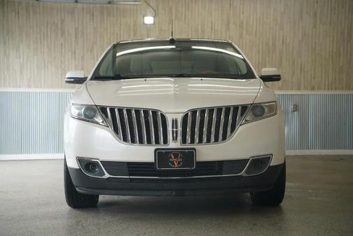 White Platinum Metallic Tri-Coat 2015 Lincoln MKX Base