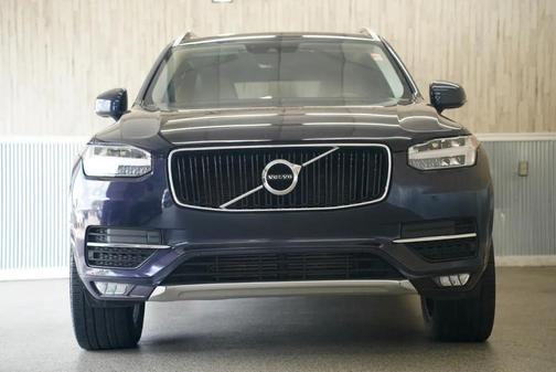 Magic Blue Metallic 2019 Volvo XC90 T6 Momentum