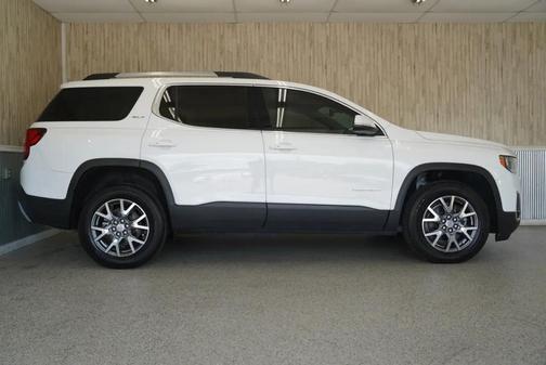 Summit White 2023 GMC Acadia FWD SLT