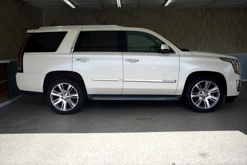 2015 Cadillac Escalade Premium