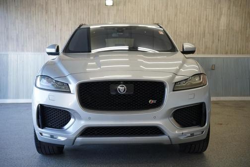 2017 Jaguar F-PACE S