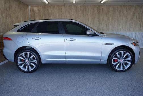 2017 Jaguar F-PACE S