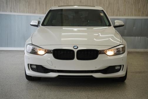 2015 BMW 328 4dr Sdn 328i RWD
