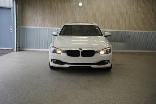 2015 BMW 328 4dr Sdn 328i RWD