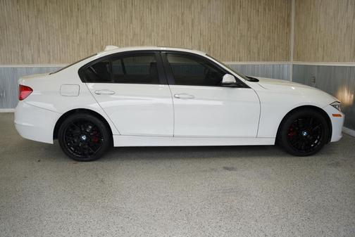 2015 BMW 328 4dr Sdn 328i RWD