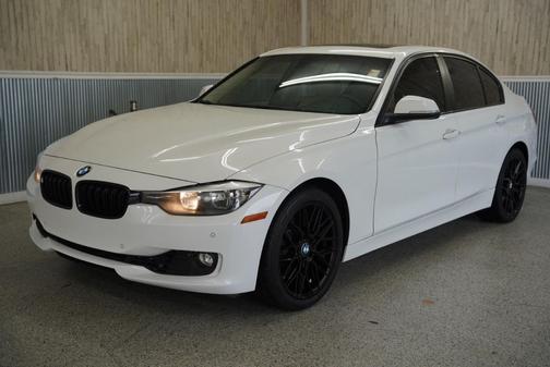 2015 BMW 328 4dr Sdn 328i RWD