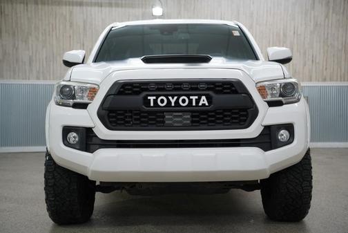 2018 Toyota Tacoma TRD Sport