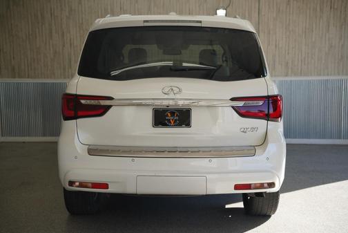 2018 INFINITI QX80 Base