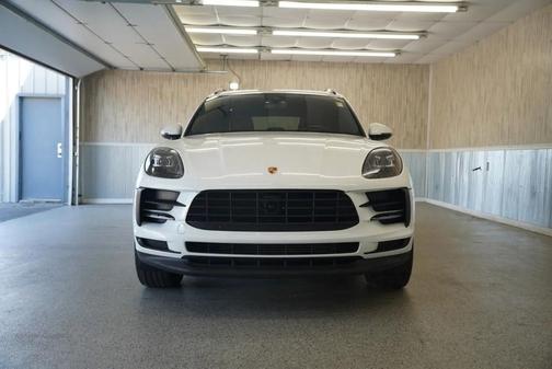 White 2020 Porsche Macan Macan