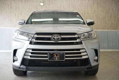 2018 Toyota Highlander Limited Platinum