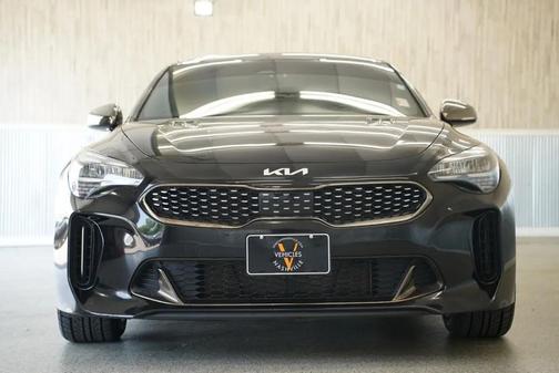 Aurora Black 2022 Kia Stinger GT-Line