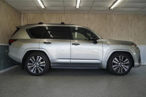 Atomic Silver 2025 Lexus LX 600 Luxury