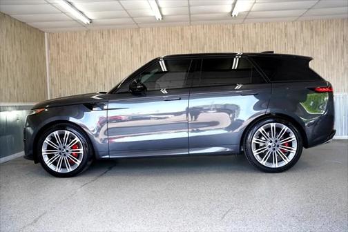 2024 Land Rover Range Rover Sport SE