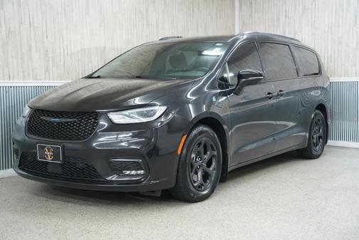 2021 Chrysler Pacifica Hybrid Touring L