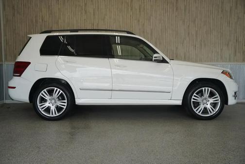 White 2014 Mercedes-Benz GLK-Class GLK 350