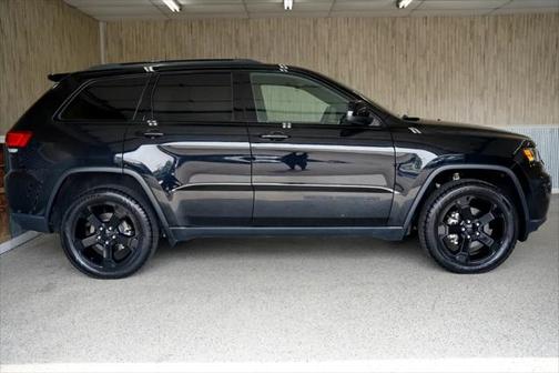 2019 Jeep Grand Cherokee Upland