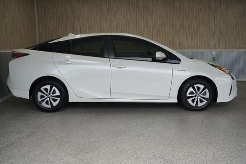 2017 Toyota Prius Three