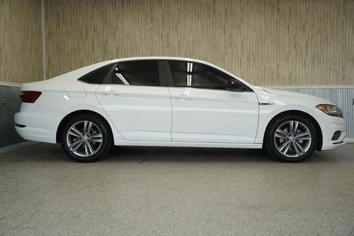 Pure White 2020 Volkswagen Jetta 1.4T R-Line