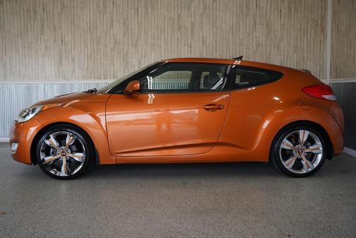 2013 Hyundai Veloster Base