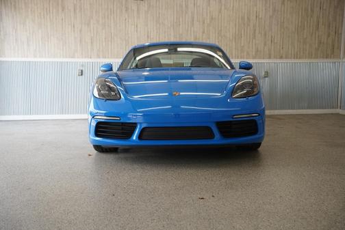 2025 Porsche 718 Cayman Coupe