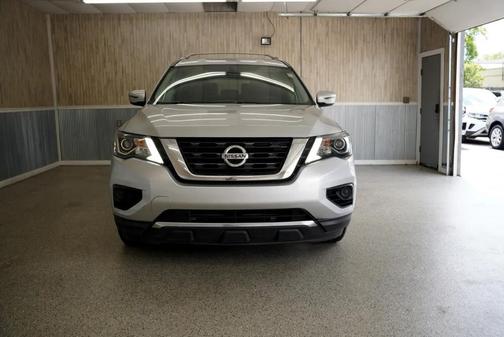 2019 Nissan Pathfinder S