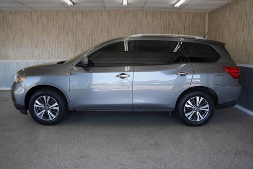 2018 Nissan Pathfinder SL
