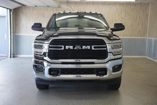 2019 RAM 3500 Tradesman Crew Cab 4x4 6'4' Box