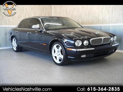 2005 Jaguar XJ Super V8
