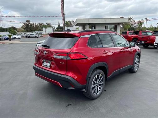 2025 Toyota Corolla Cross XLE