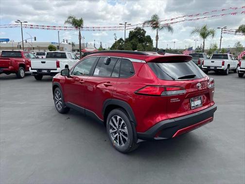 2025 Toyota Corolla Cross XLE