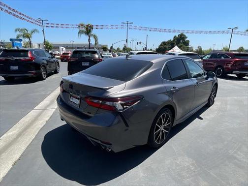 2023 Toyota Camry SE