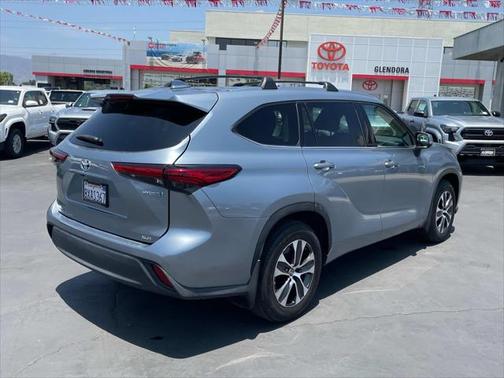2021 Toyota Highlander Hybrid XLE
