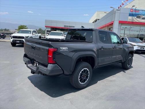 2025 Toyota Tacoma TRD Off Road