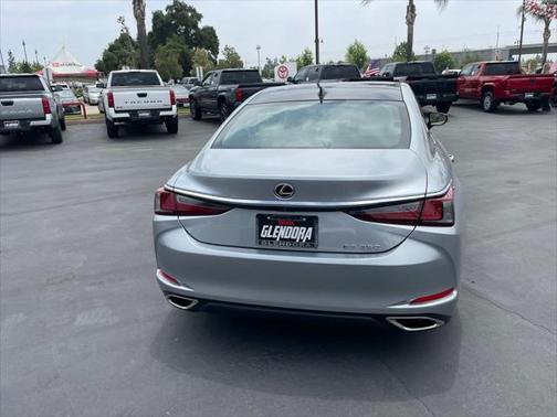 2022 Lexus ES 350 Base