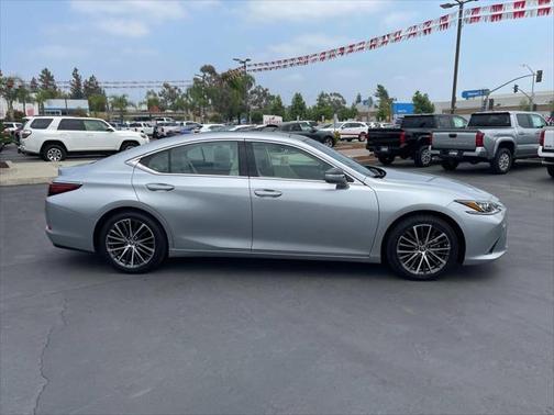 2022 Lexus ES 350 Base