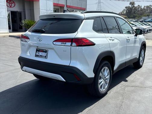 2025 Toyota Corolla Cross LE