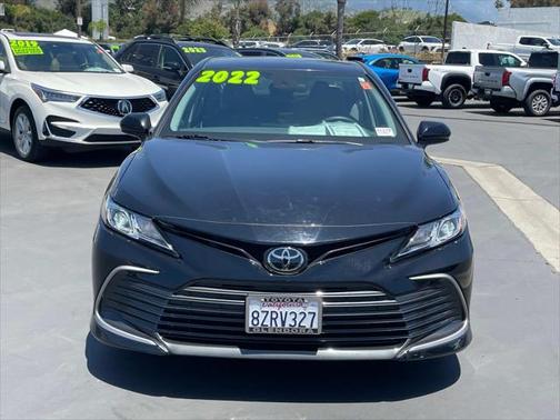 2022 Toyota Camry LE