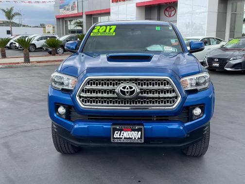 2017 Toyota Tacoma TRD Sport