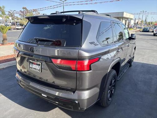 2025 Toyota Sequoia SR5