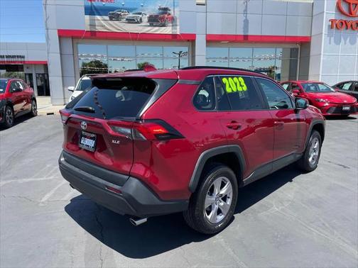 2023 Toyota RAV4 XLE