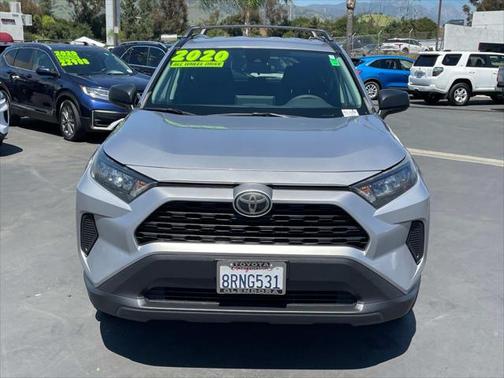 2020 Toyota RAV4 LE