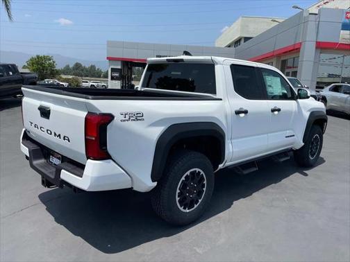 2025 Toyota Tacoma TRD Off Road