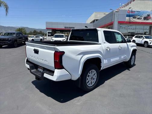 2025 Toyota Tacoma SR5