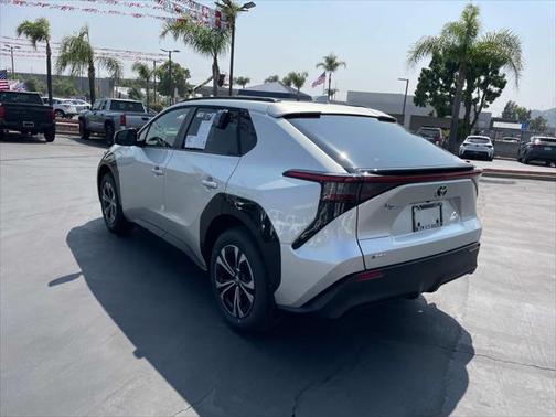 2025 Toyota bZ4X XLE