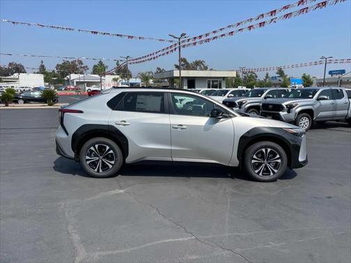 2025 Toyota bZ4X XLE