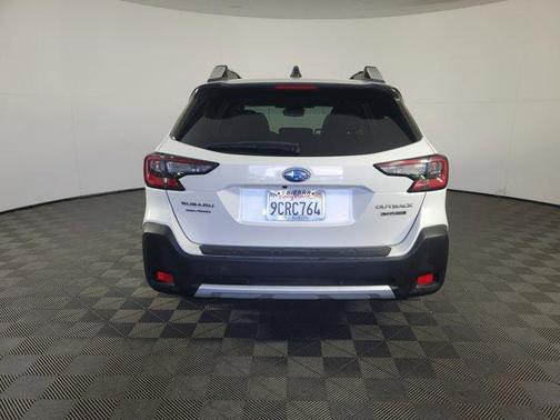 2023 Subaru Outback Touring