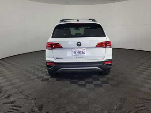 2022 Volkswagen Taos 1.5T SE