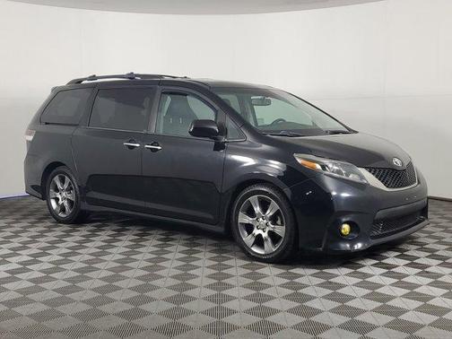 2015 Toyota Sienna SE