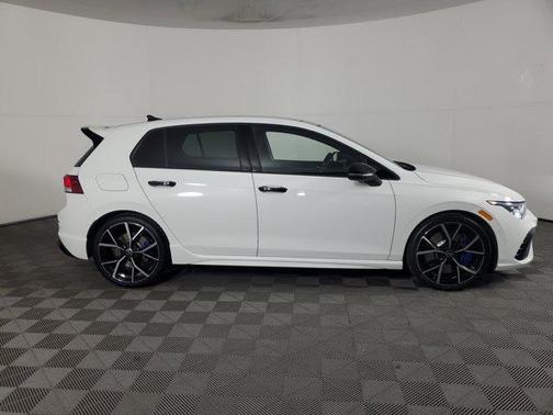 2023 Volkswagen Golf R 2.0T
