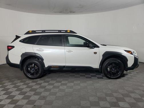 Crystal White Pearl 2025 Subaru Outback Wilderness